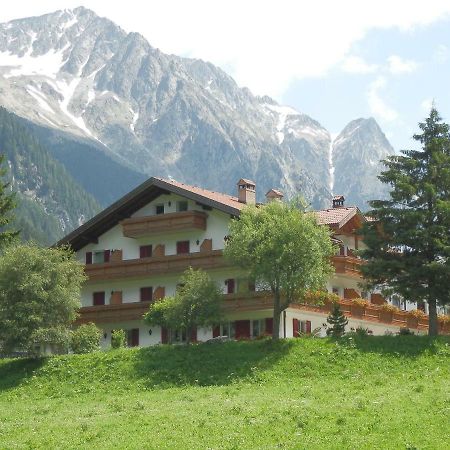 Kuehlerhof Aparthotel Anterselva di Mezzo Εξωτερικό φωτογραφία